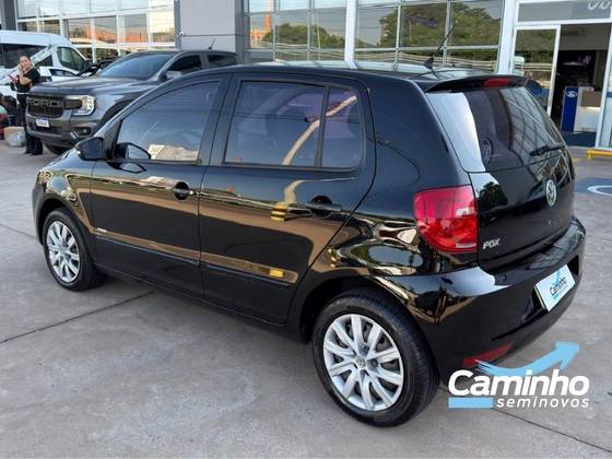 VOLKSWAGEN FOX 1.0 MI TREND 8V FLEX 4P MANUAL VOLKSWAGEN FOX 1.0 MI TREND 8V FLEX 4P MANUAL